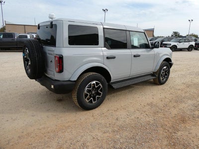 2026 Ford Bronco Outer Banks 4 Door 4x4
