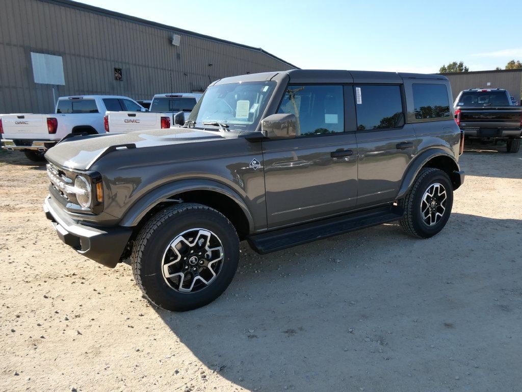 2026 Ford Bronco Outer Banks 4 Door 4x4