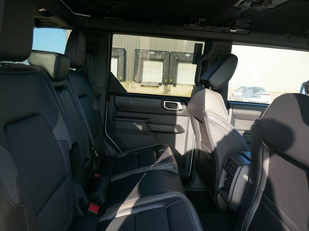 2025 Ford Bronco Outer Banks 4 Door 4x4