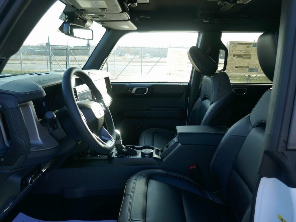 2025 Ford Bronco Outer Banks 4 Door 4x4