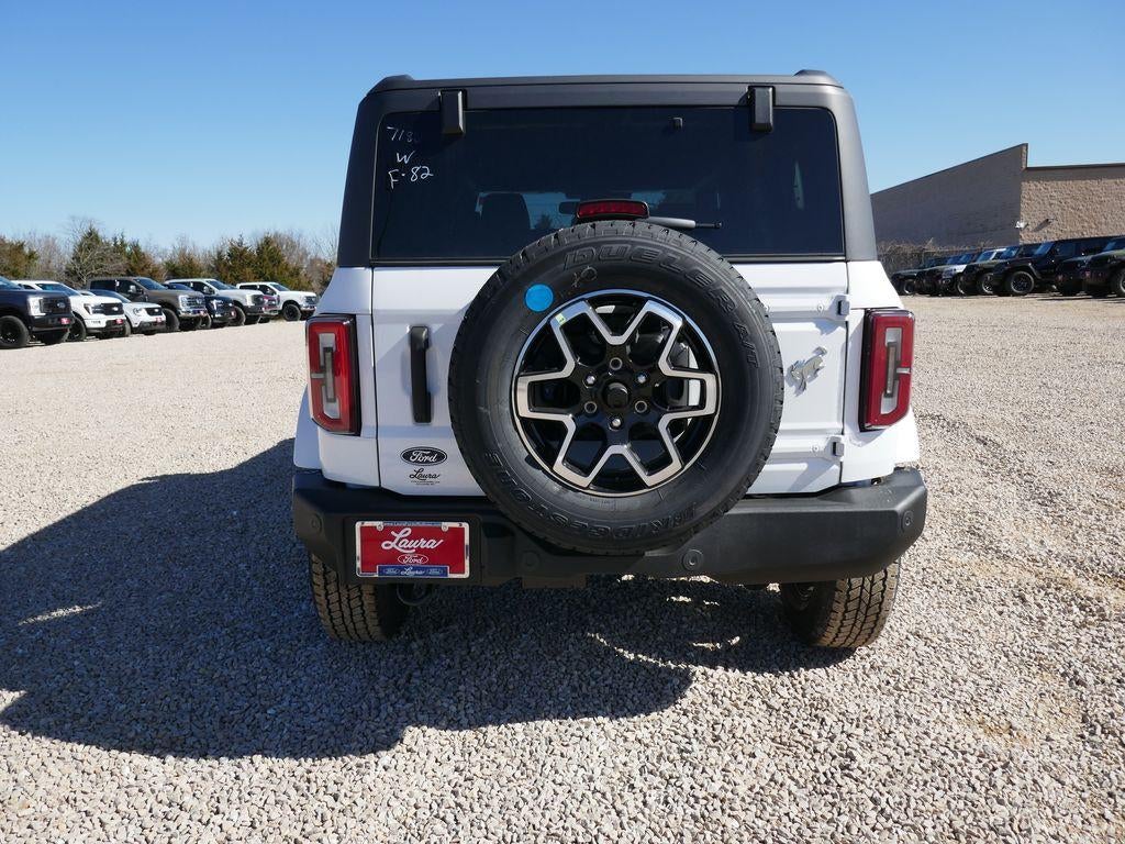 2026 Ford Bronco Outer Banks 4 Door 4x4