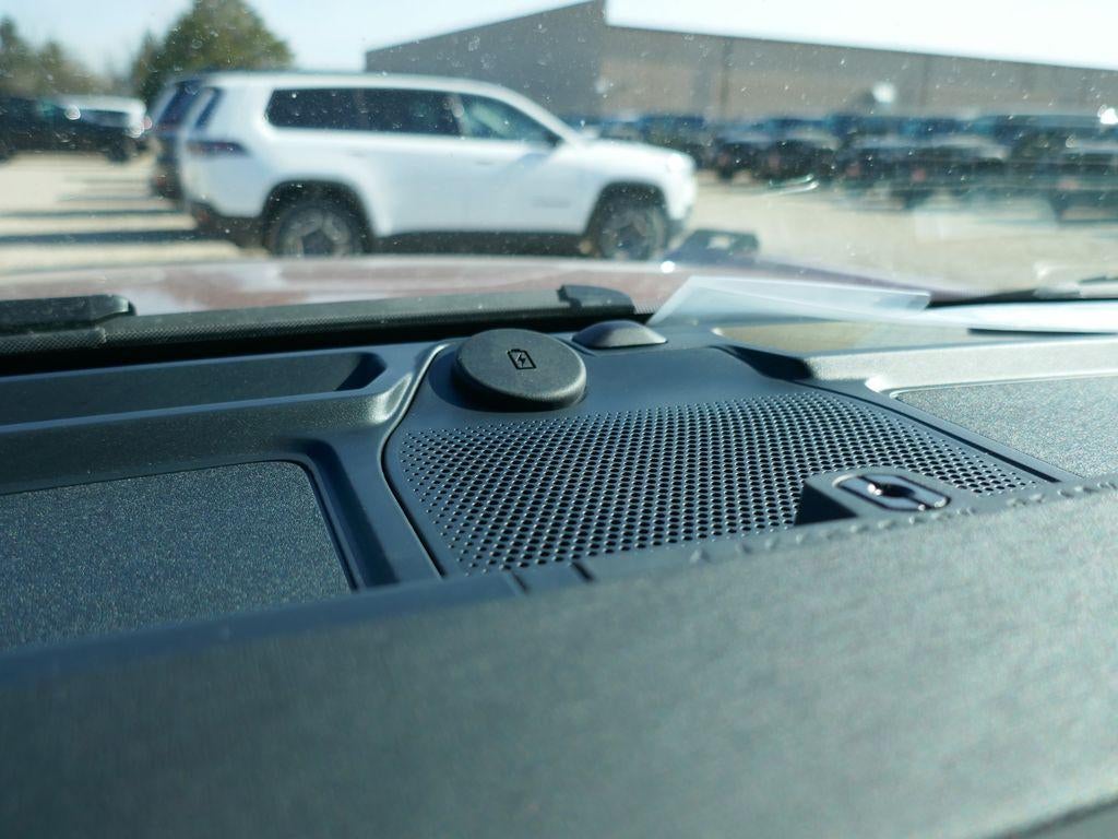 2026 Ford Bronco Outer Banks 4 Door 4x4