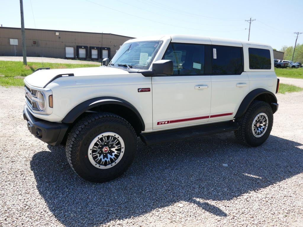 2026 Ford Bronco Outer Banks 4 Door 4x4