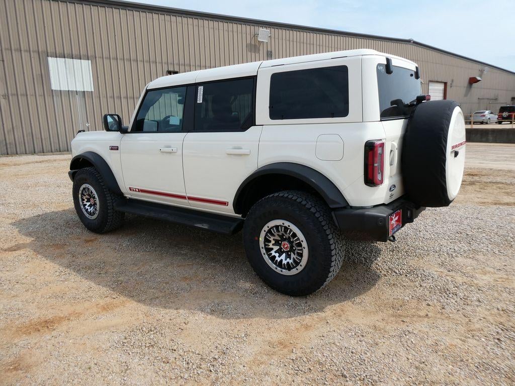 2026 Ford Bronco Outer Banks 4 Door 4x4
