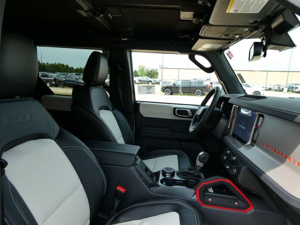 2026 Ford Bronco Outer Banks 4 Door 4x4