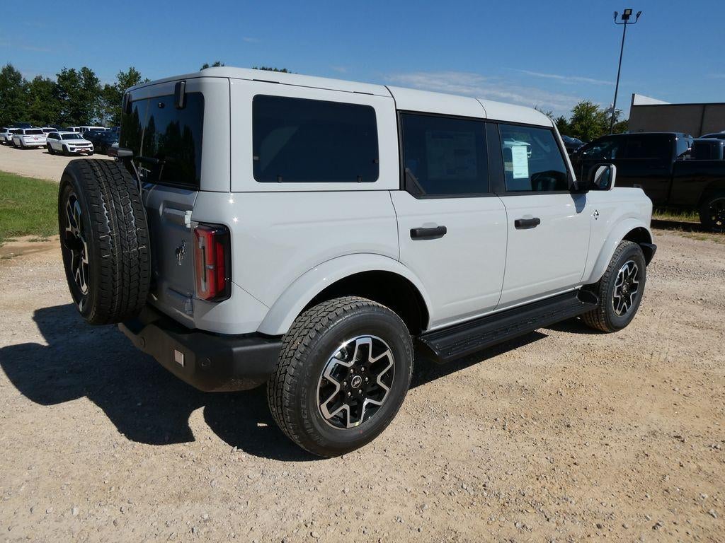 2026 Ford Bronco Outer Banks 4 Door 4x4