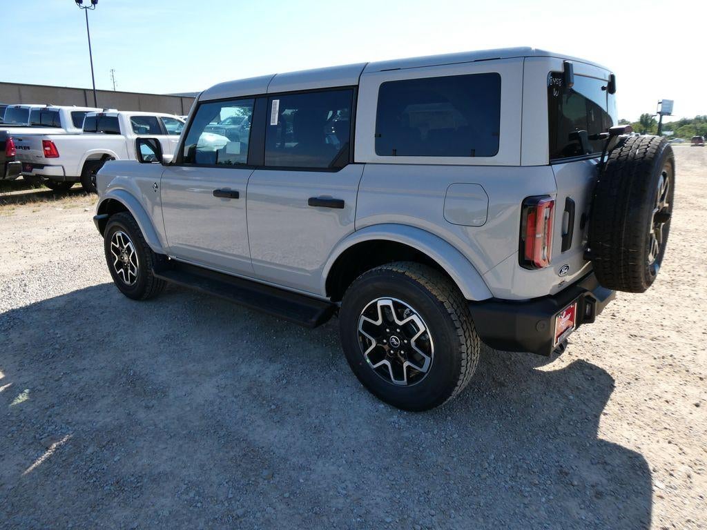 2026 Ford Bronco Outer Banks 4 Door 4x4