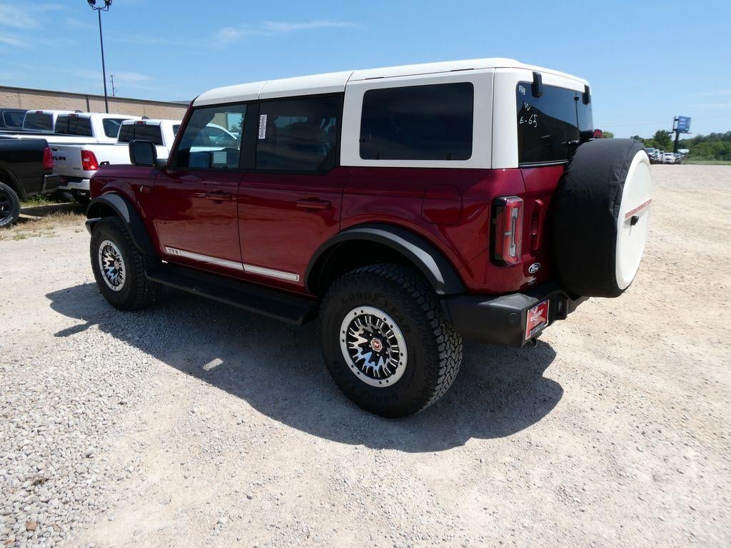 2026 Ford Bronco Outer Banks 4 Door 4x4