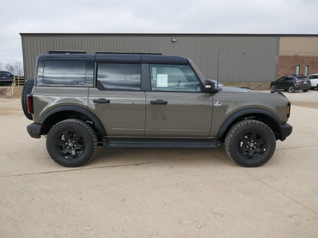 2025 Ford Bronco Outer Banks 4 Door 4x4
