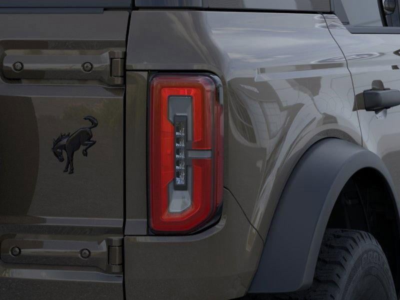 2025 Ford Bronco Outer Banks 4 Door 4x4