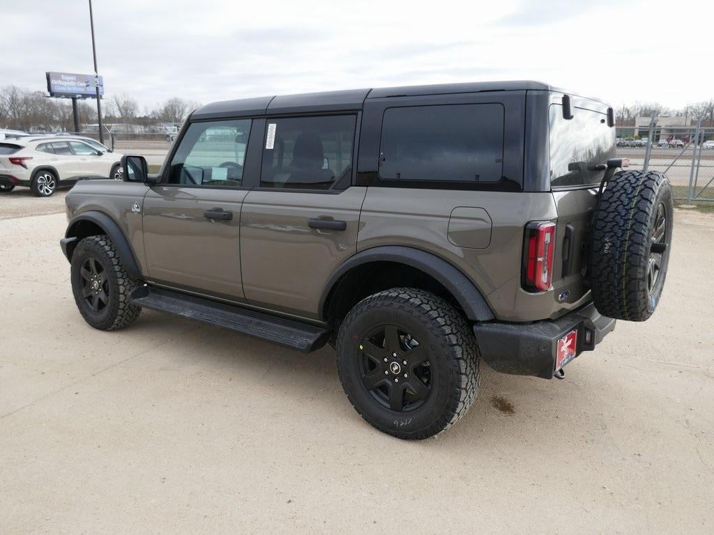 2025 Ford Bronco Outer Banks 4 Door 4x4