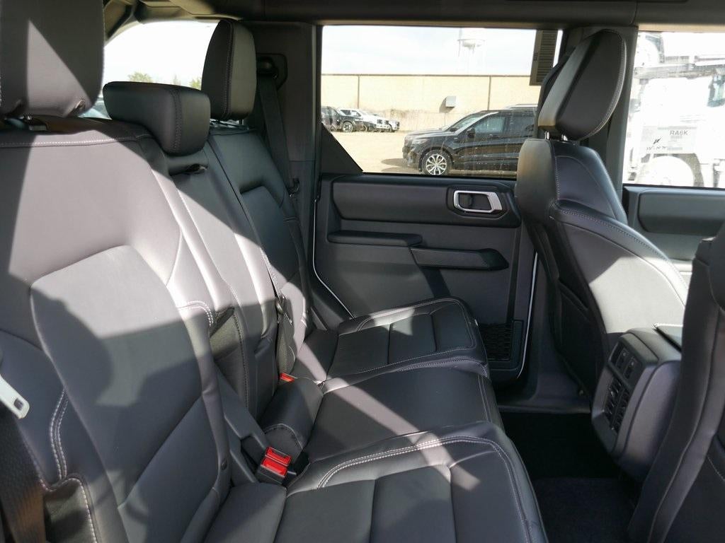 2025 Ford Bronco Outer Banks 4 Door 4x4