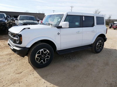 2025 Ford Bronco Outer Banks 4 Door 4x4