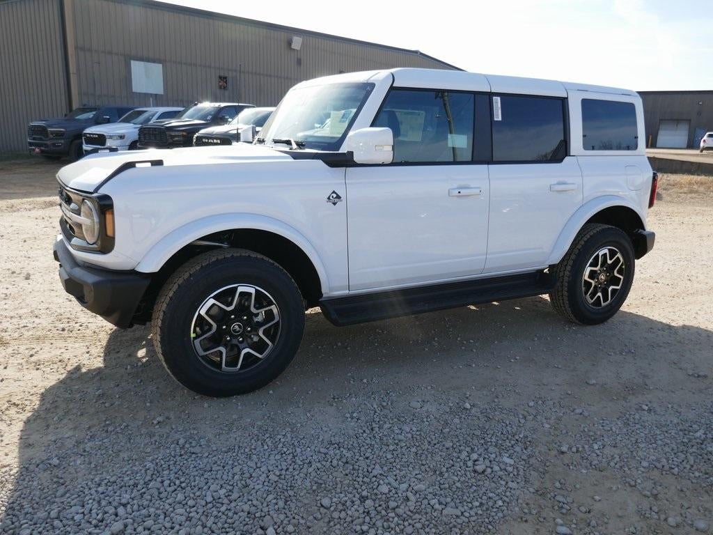 2025 Ford Bronco Outer Banks 4 Door 4x4