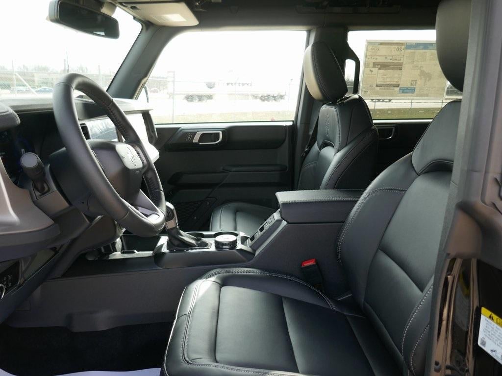 2025 Ford Bronco Outer Banks 4 Door 4x4