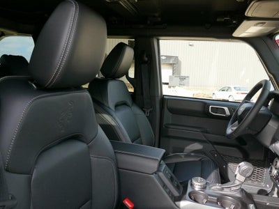 2025 Ford Bronco Outer Banks 4 Door 4x4
