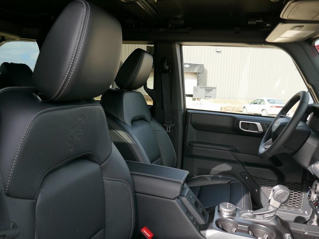 2025 Ford Bronco Outer Banks 4 Door 4x4