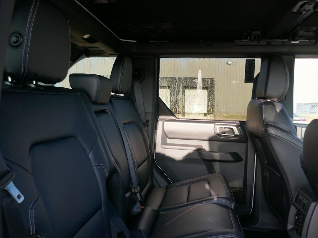 2025 Ford Bronco Outer Banks 4 Door 4x4