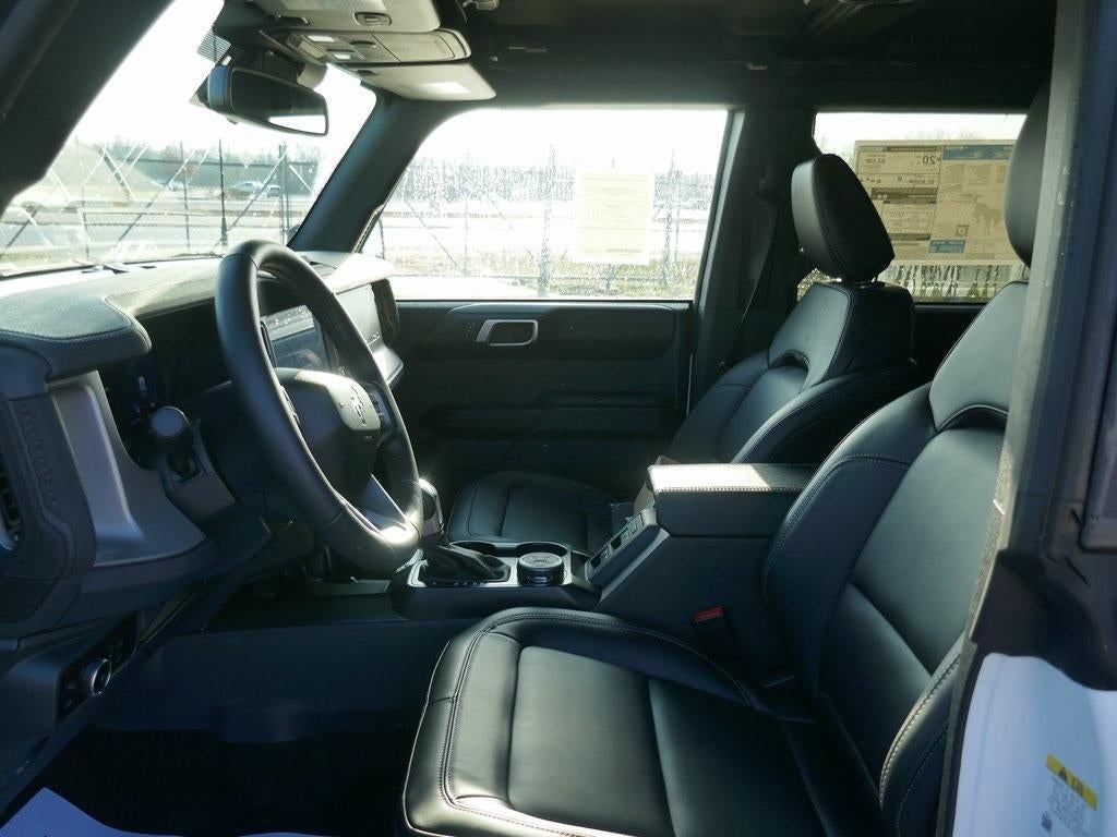 2025 Ford Bronco Outer Banks 4 Door 4x4