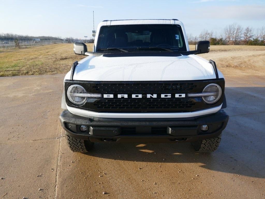 2025 Ford Bronco Outer Banks 4 Door 4x4