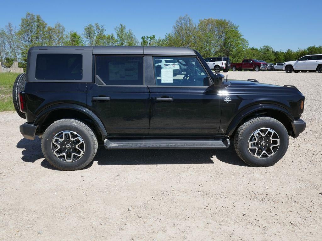 2026 Ford Bronco Outer Banks 4 Door 4x4