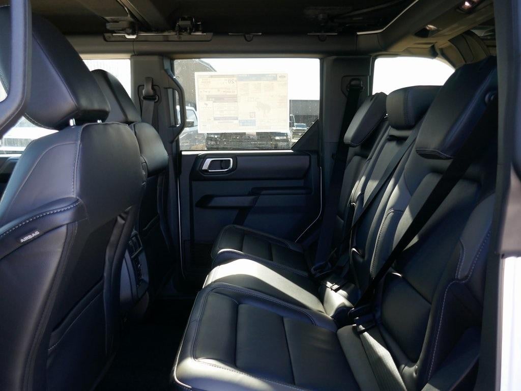 2025 Ford Bronco Outer Banks 4 Door 4x4