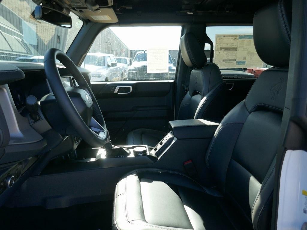 2025 Ford Bronco Outer Banks 4 Door 4x4