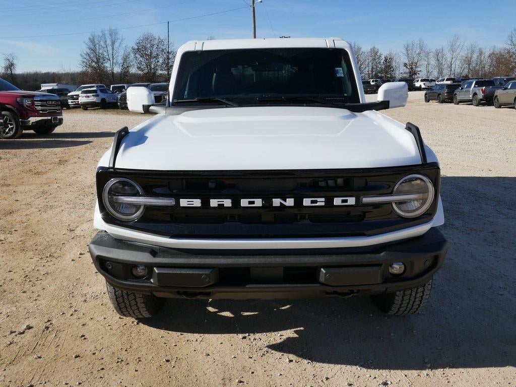 2025 Ford Bronco Outer Banks 4 Door 4x4