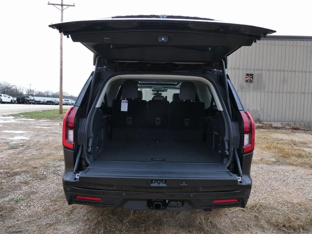 2025 Ford Expedition Max Active 4x4