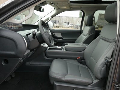 2025 Ford Expedition Max Active 4x4