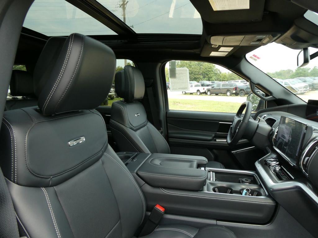 2027 Ford Expedition Max Platinum 4x4