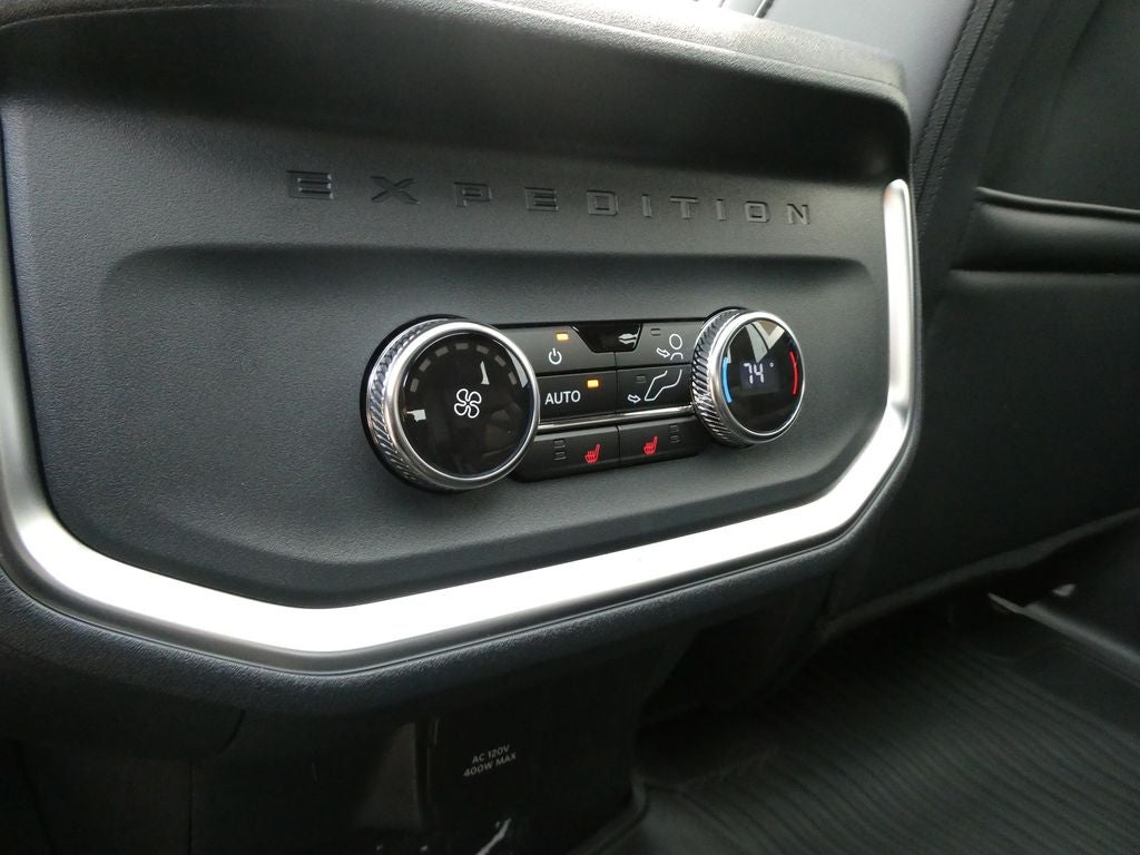 2027 Ford Expedition Max Platinum 4x4