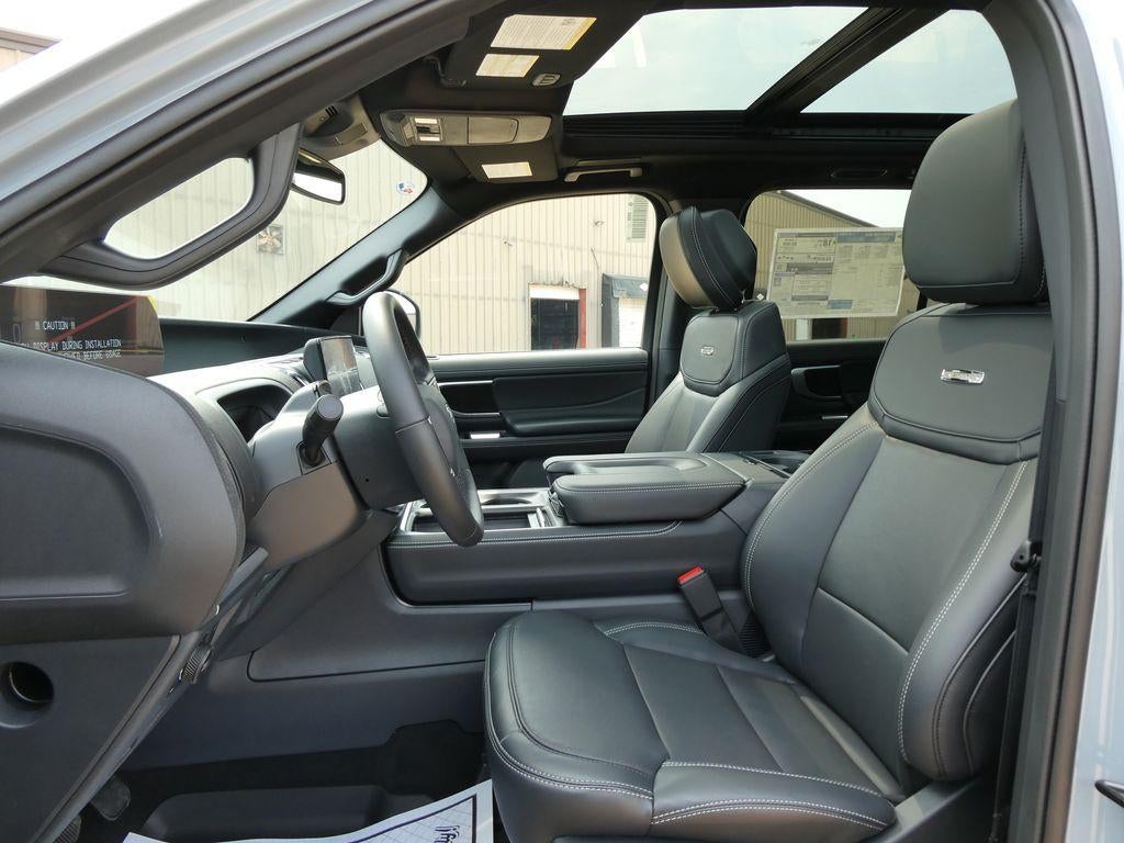 2027 Ford Expedition Max Platinum 4x4