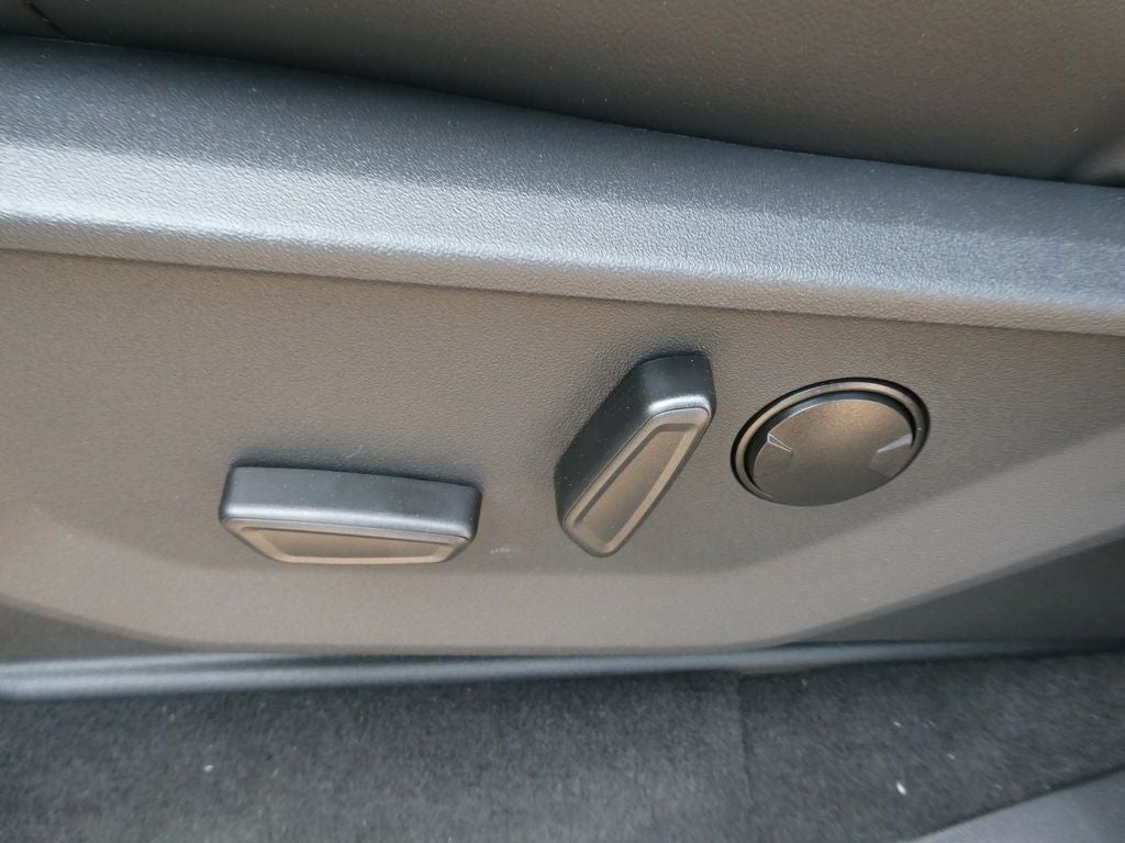 2027 Ford Expedition Max Platinum 4x4