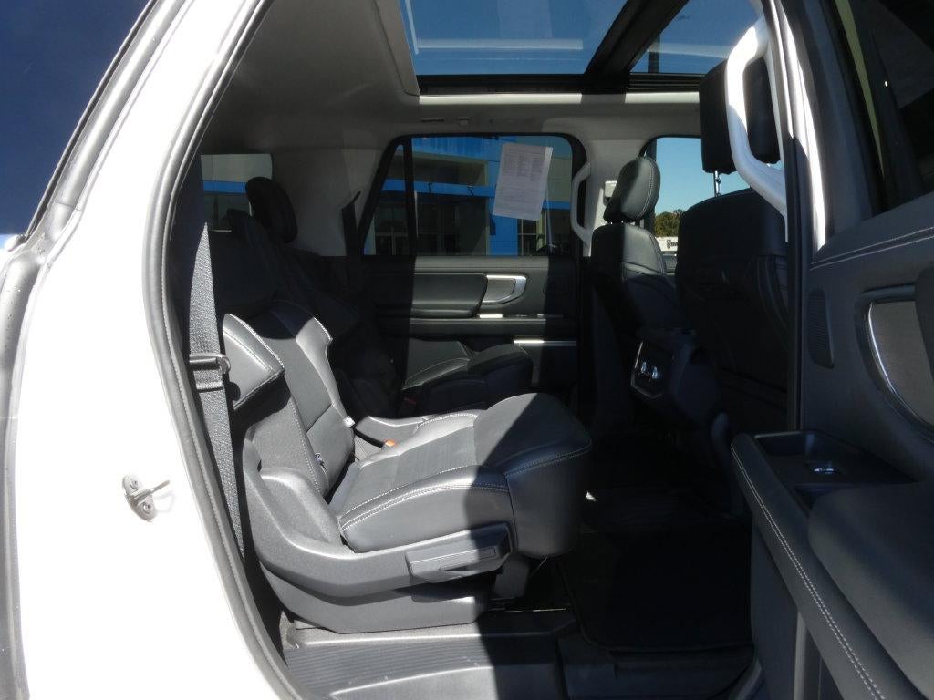 2025 Ford Expedition Max Platinum 4x4