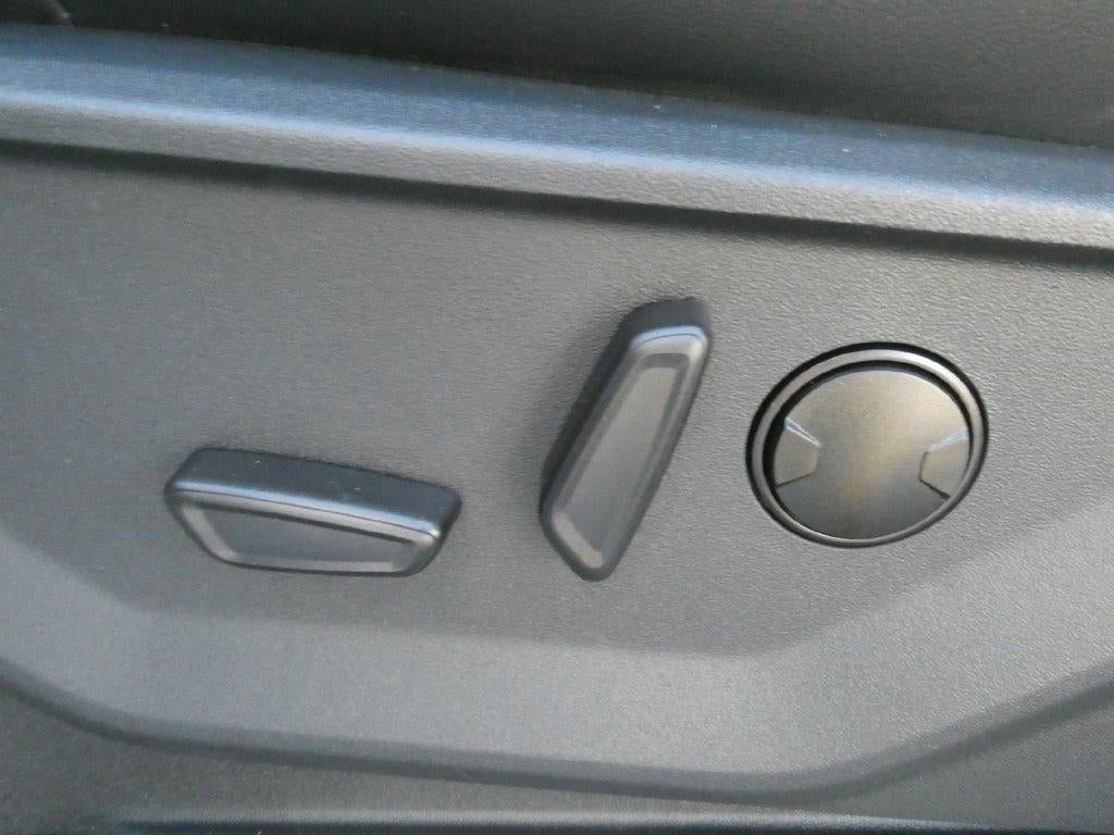 2025 Ford Expedition Max Platinum 4x4