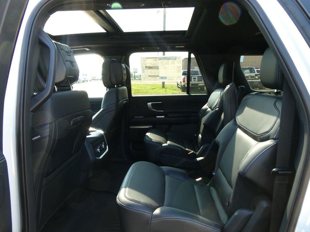 2027 Ford Expedition Max Platinum 4x4