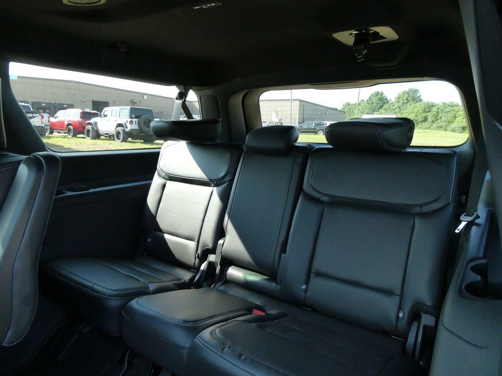 2027 Ford Expedition Max Platinum 4x4