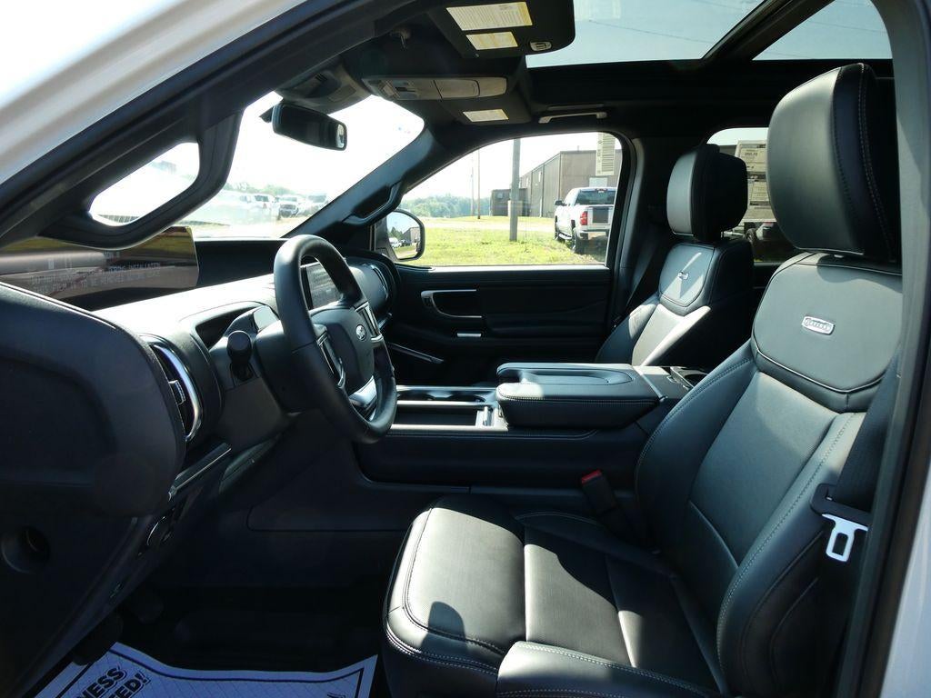 2027 Ford Expedition Max Platinum 4x4