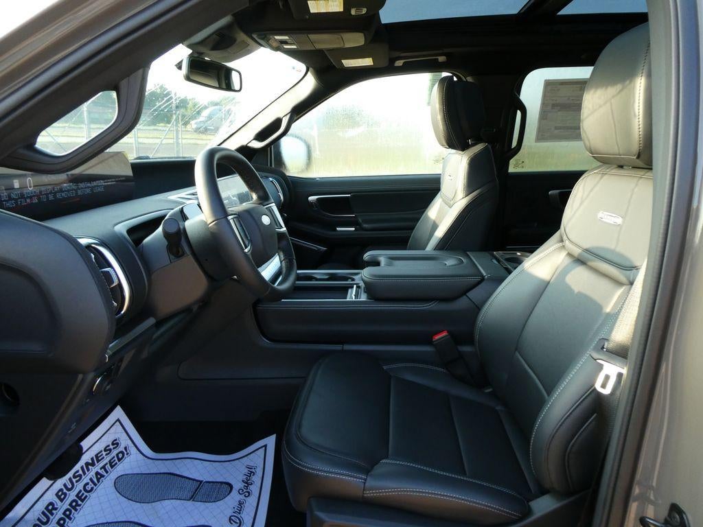 2027 Ford Expedition Max Platinum 4x4