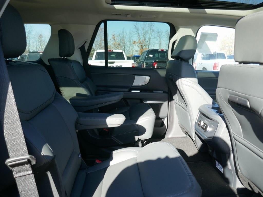 2026 Ford Expedition Active 4x4