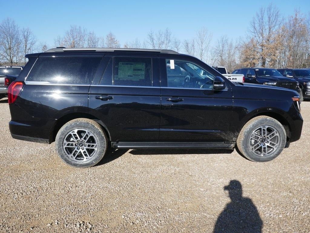 2026 Ford Expedition Active 4x4