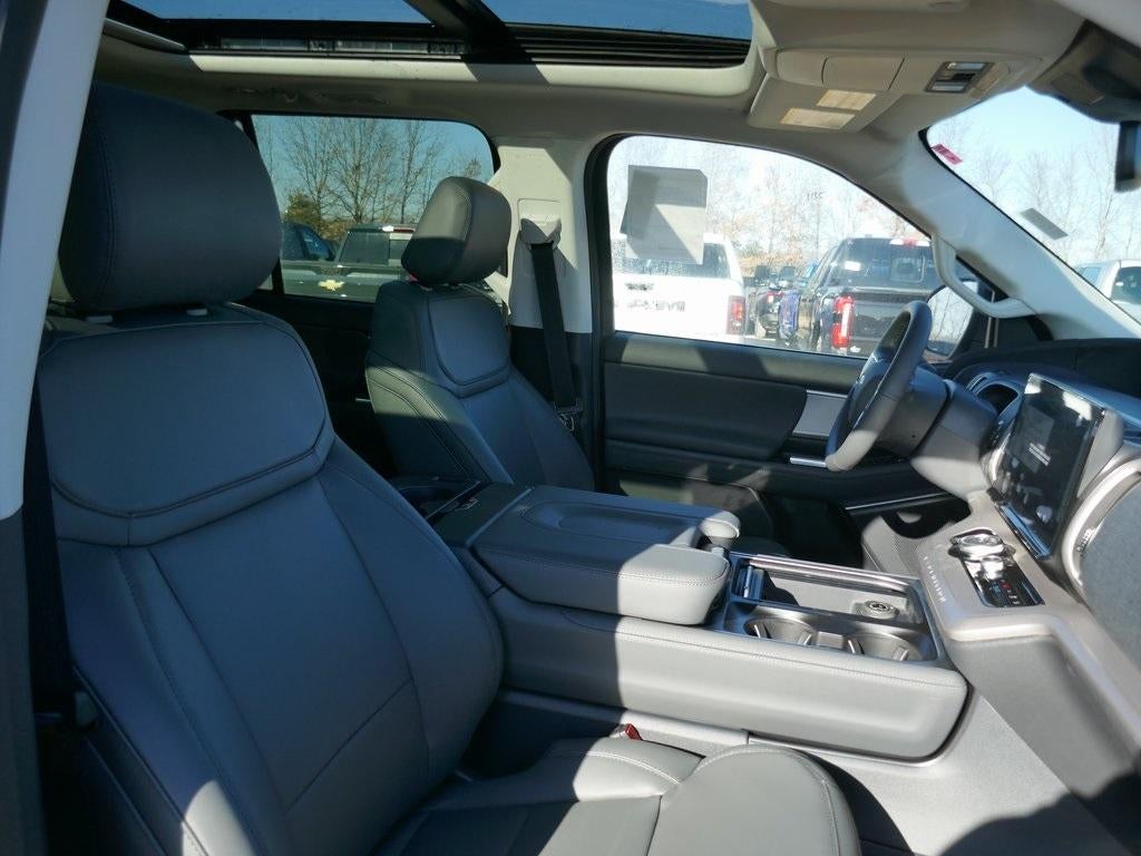 2026 Ford Expedition Active 4x4