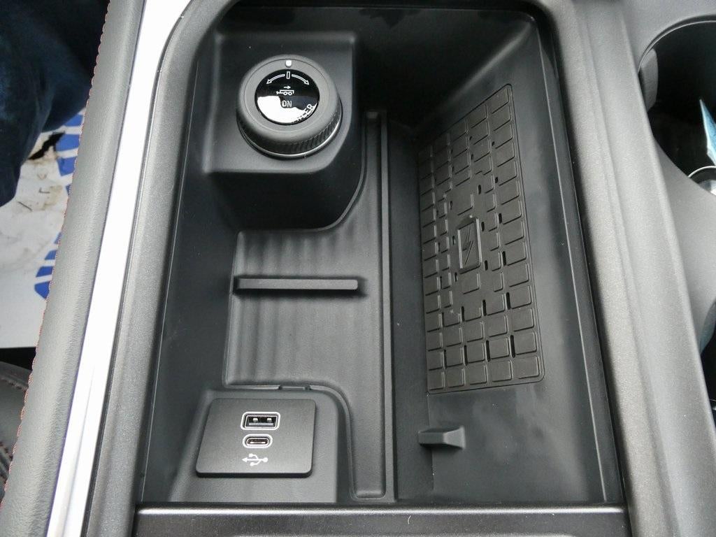 2025 Ford Expedition Active 4x4