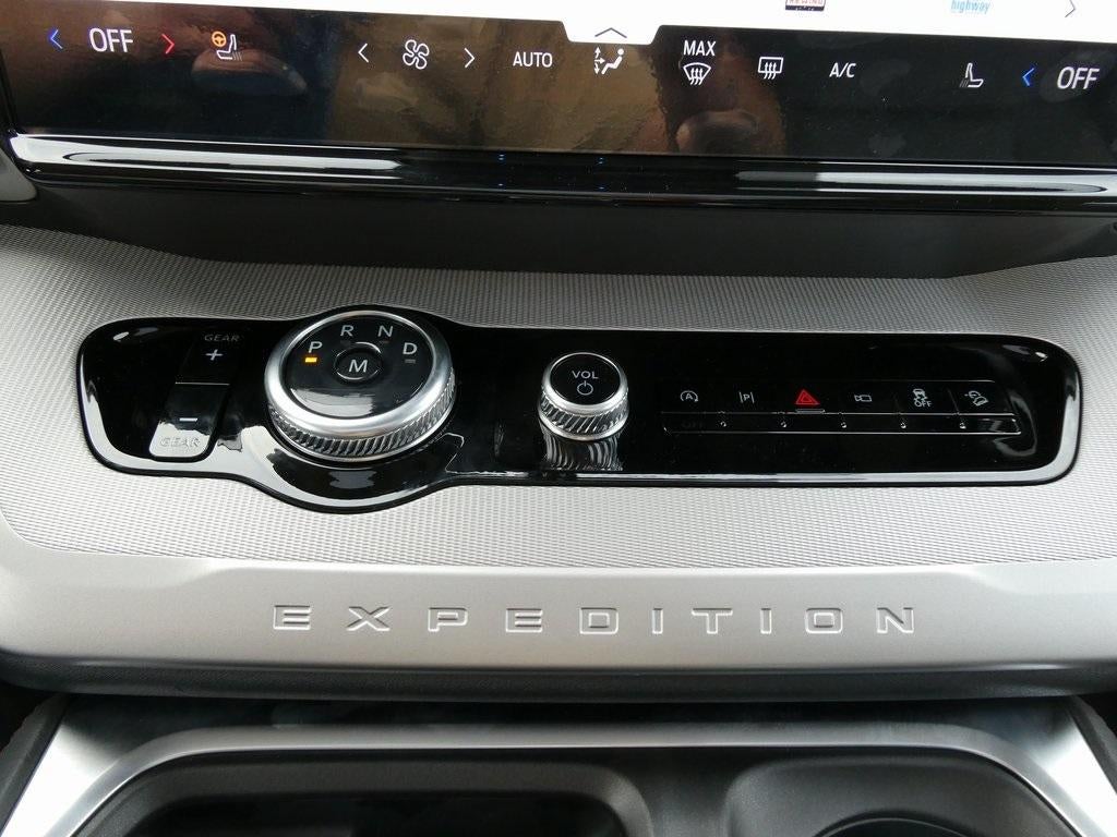 2025 Ford Expedition Active 4x4