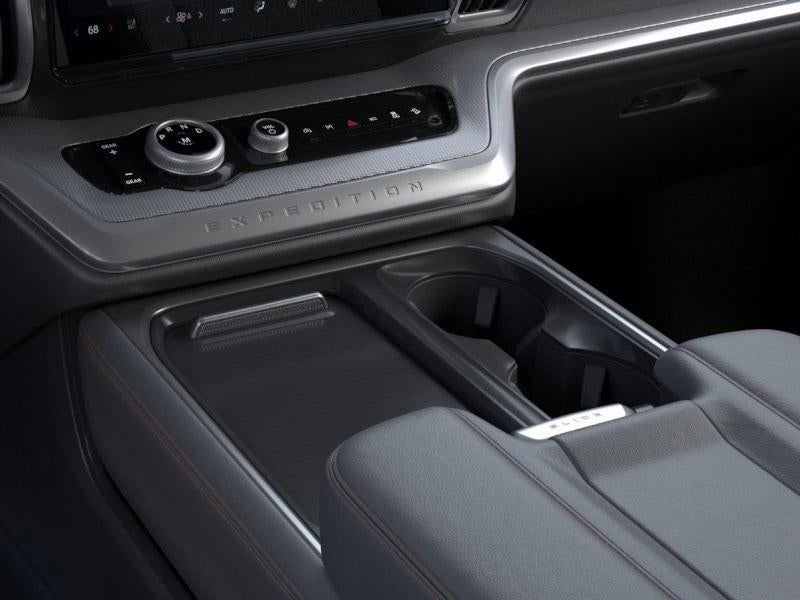 2025 Ford Expedition Active 4x4