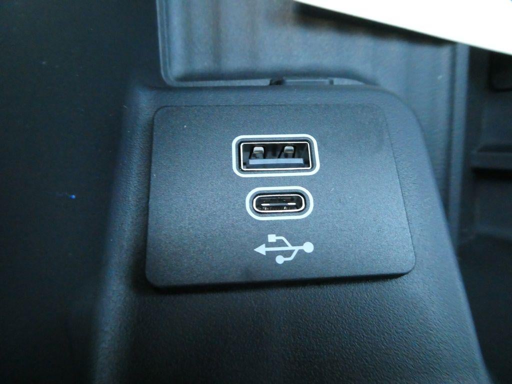 2027 Ford Expedition Platinum 4x4
