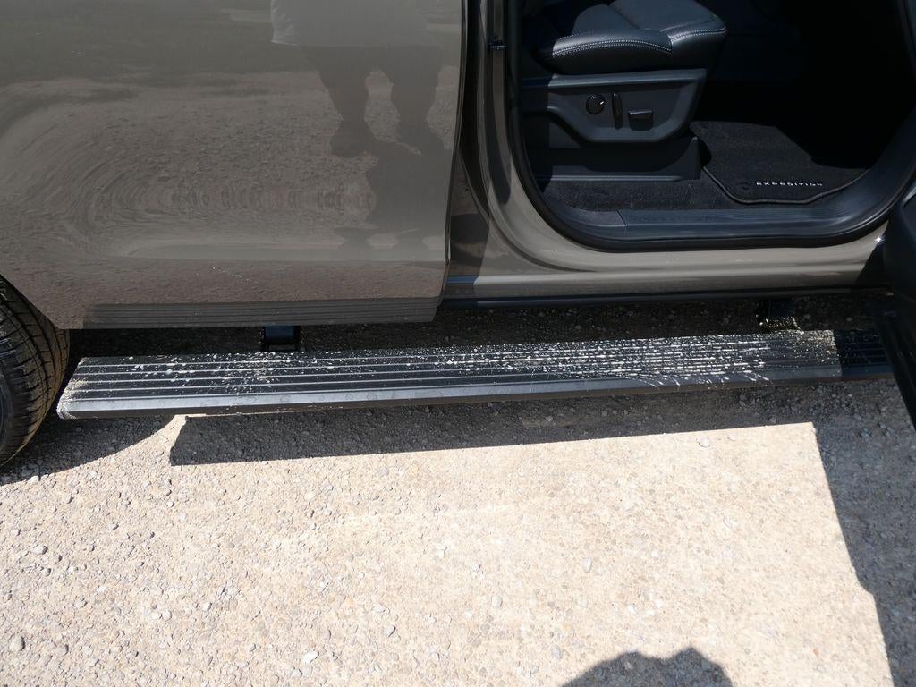 2027 Ford Expedition Platinum 4x4