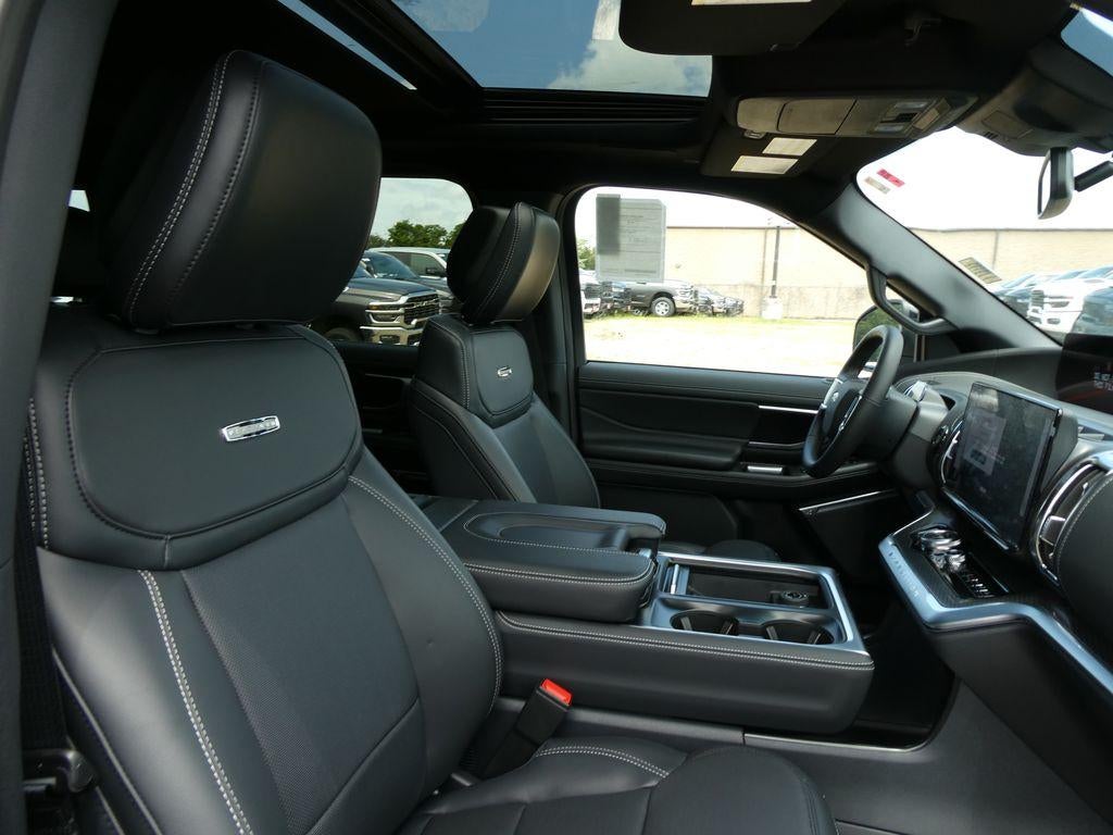 2027 Ford Expedition Platinum 4x4