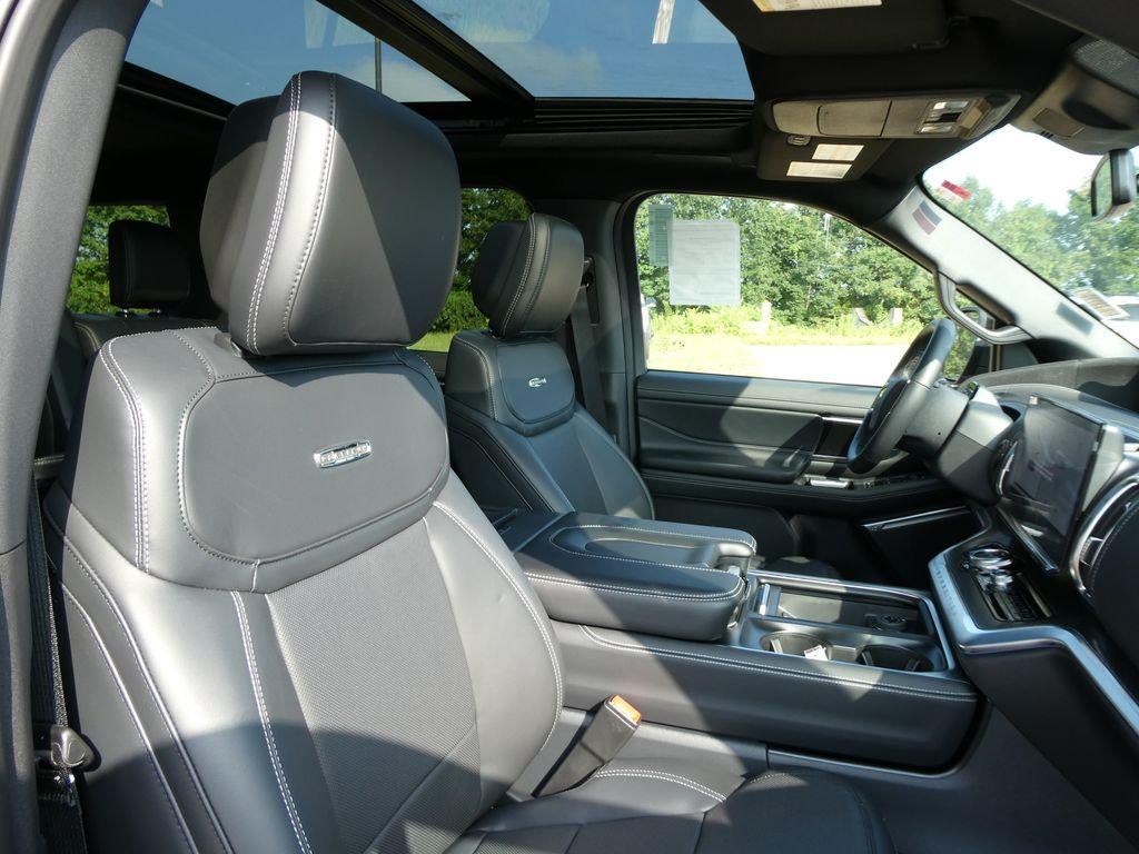 2027 Ford Expedition Platinum 4x4